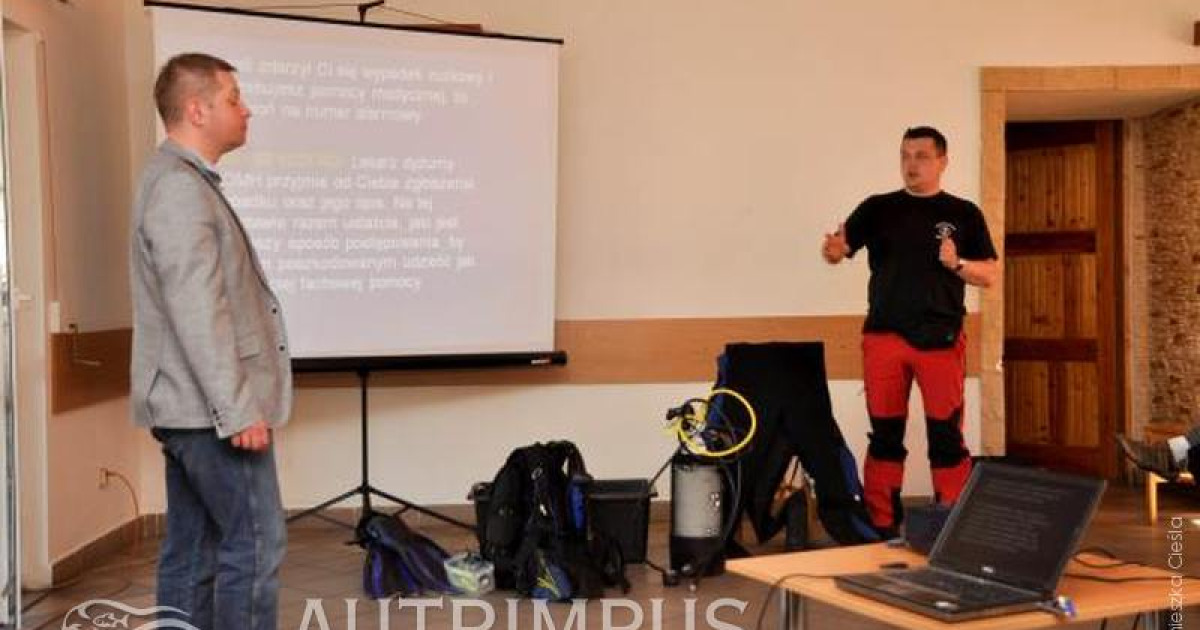 Szkolenie z pierwszej pomocy przedmedycznej w Zespole Szkół w Olszynach